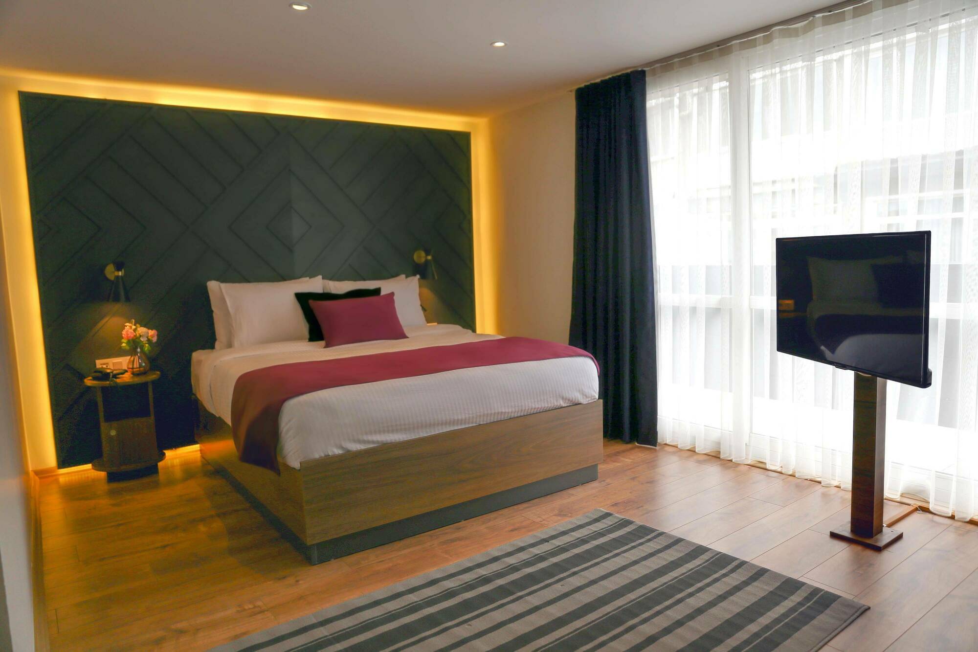 The Roomy Hotel Sisli Istanbul Exterior photo