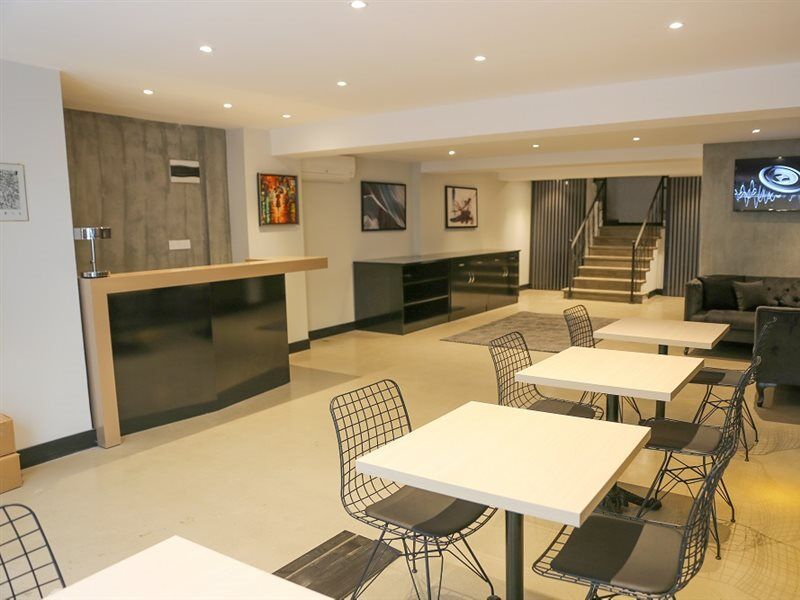 The Roomy Hotel Sisli Istanbul Exterior photo